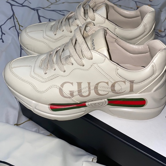 Gucci sneakers - Picture 1 of 5